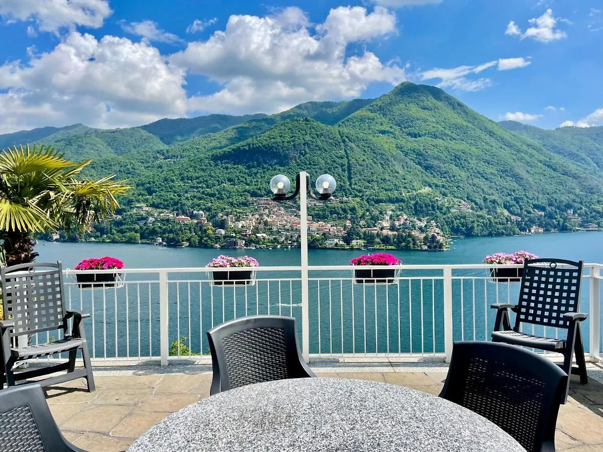 Villa Fantastica Carate Urio
