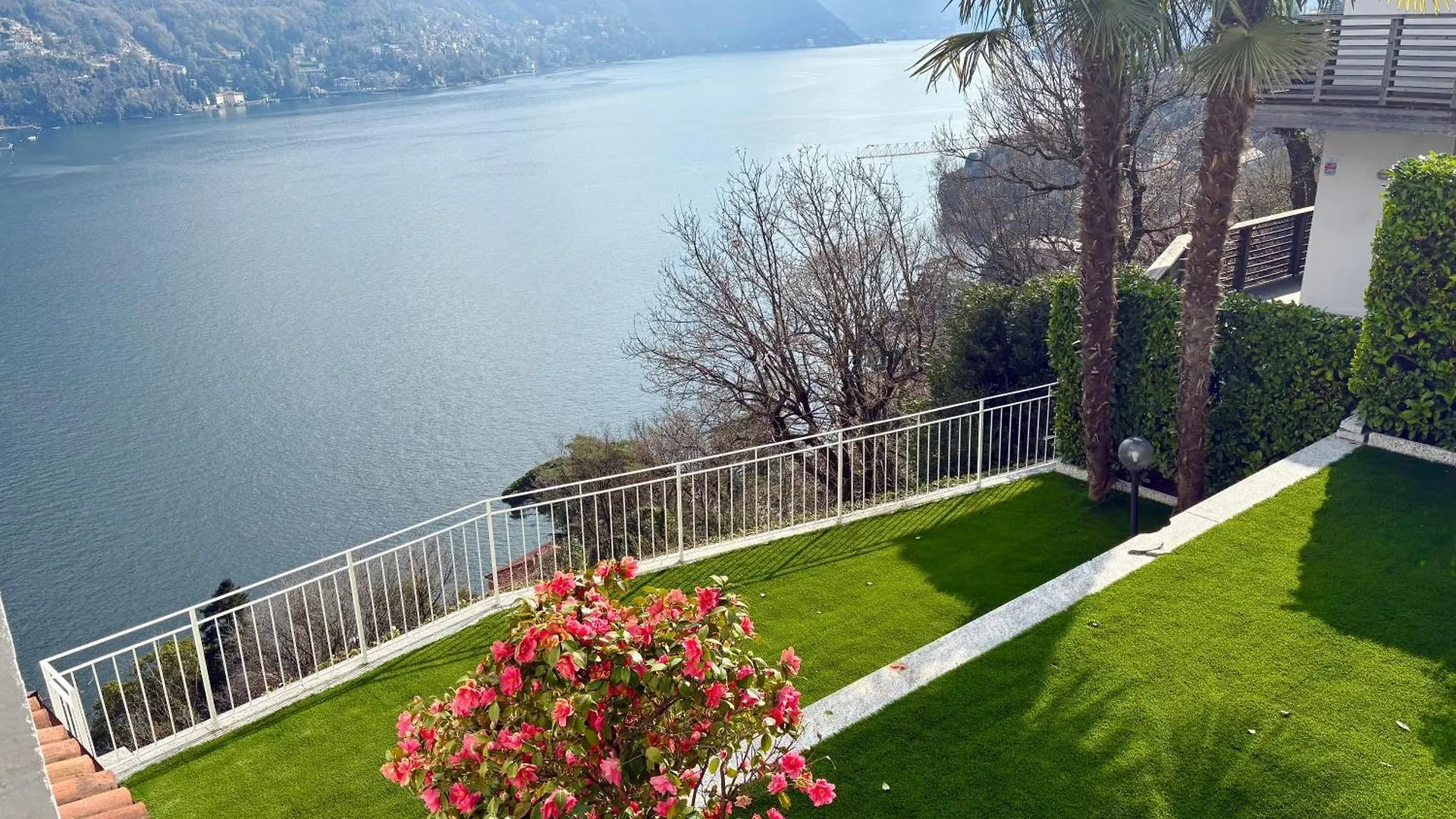 Villa Fantastica Carate Urio