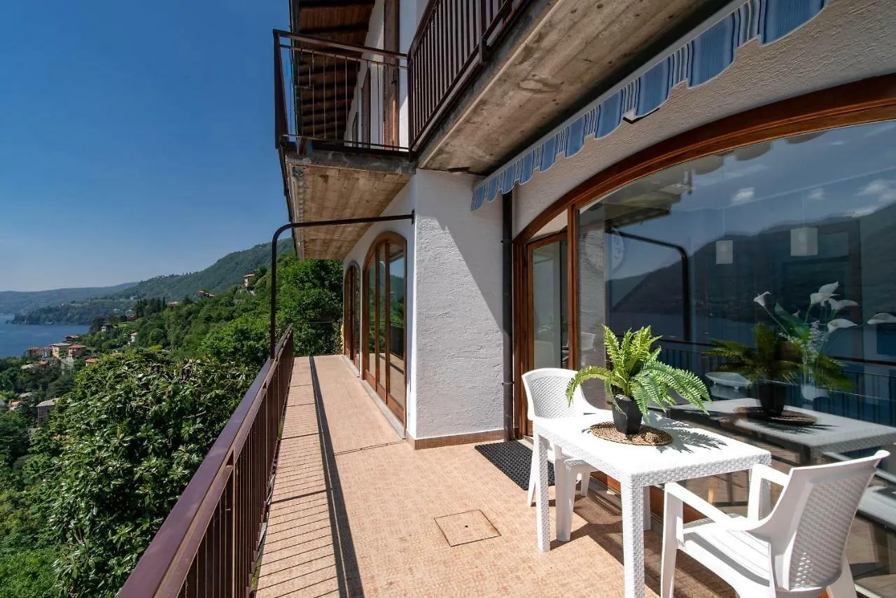 Villa Fantastica Carate Urio